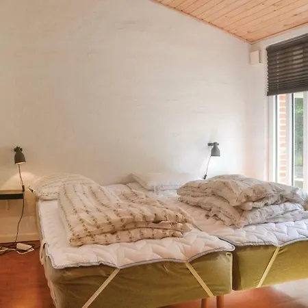 Three-bedroom In Ferienhaus *