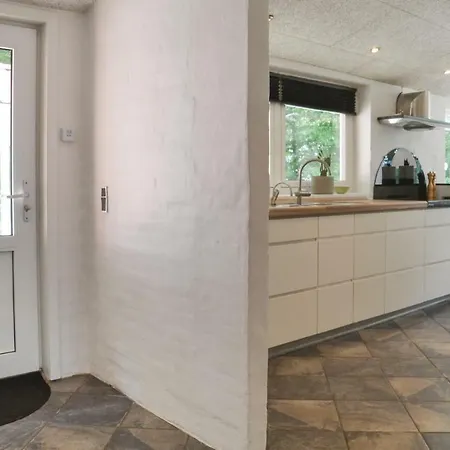 Three-bedroom In Ferienhaus Hejnsvig