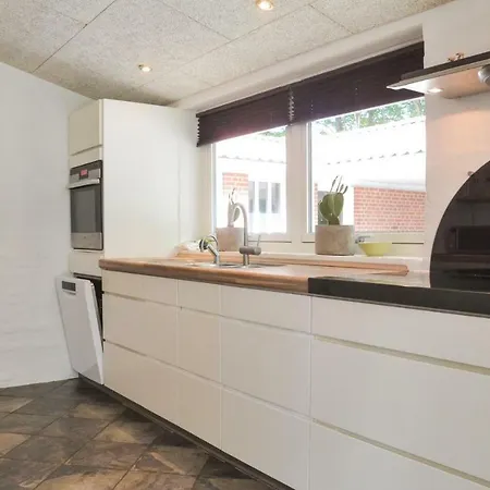 Ferienhaus Three-bedroom In
